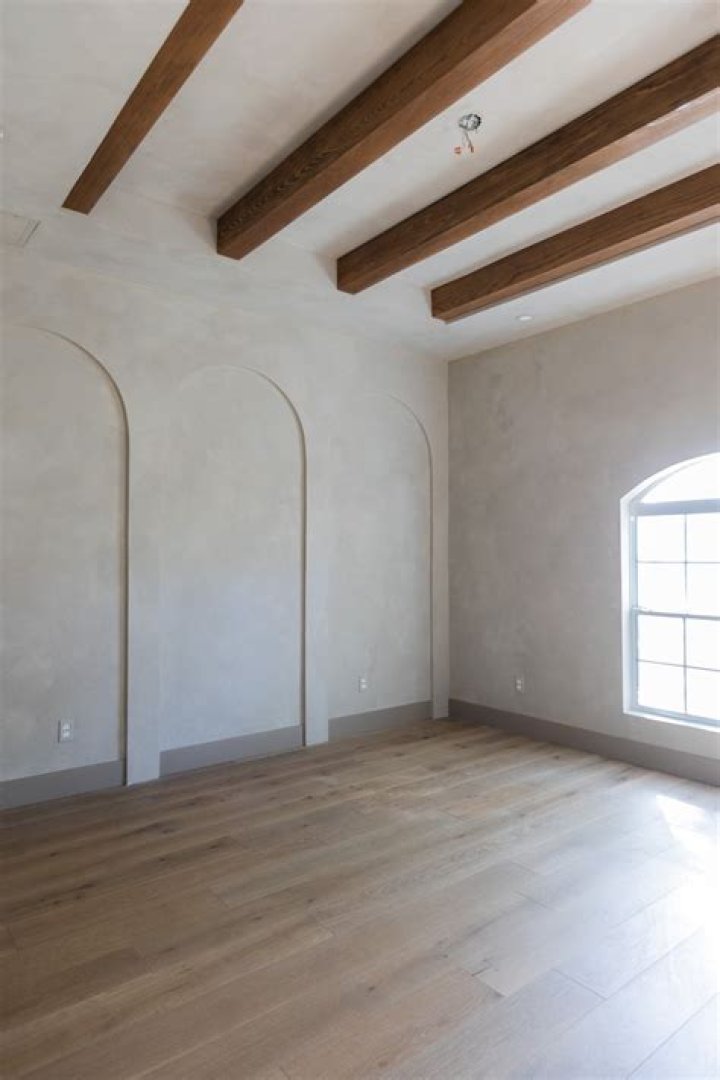 How to destroy an own ceiling?